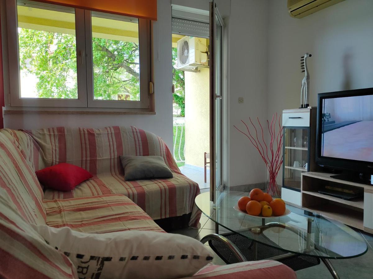 Apartman Bela Apartment Pula Exterior photo