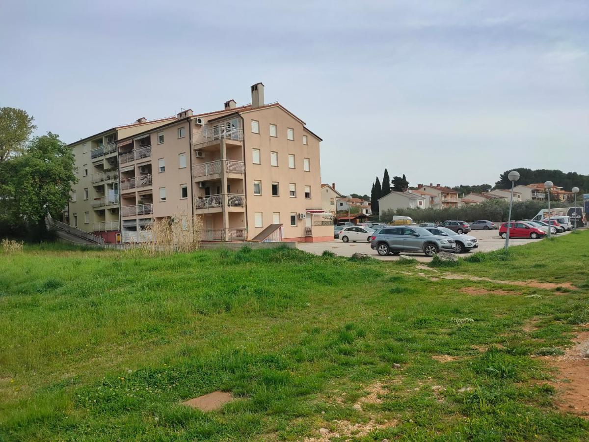 Apartman Bela Apartment Pula Exterior photo